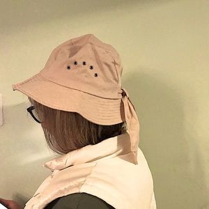 Betmar Lightweight Bucket Hat